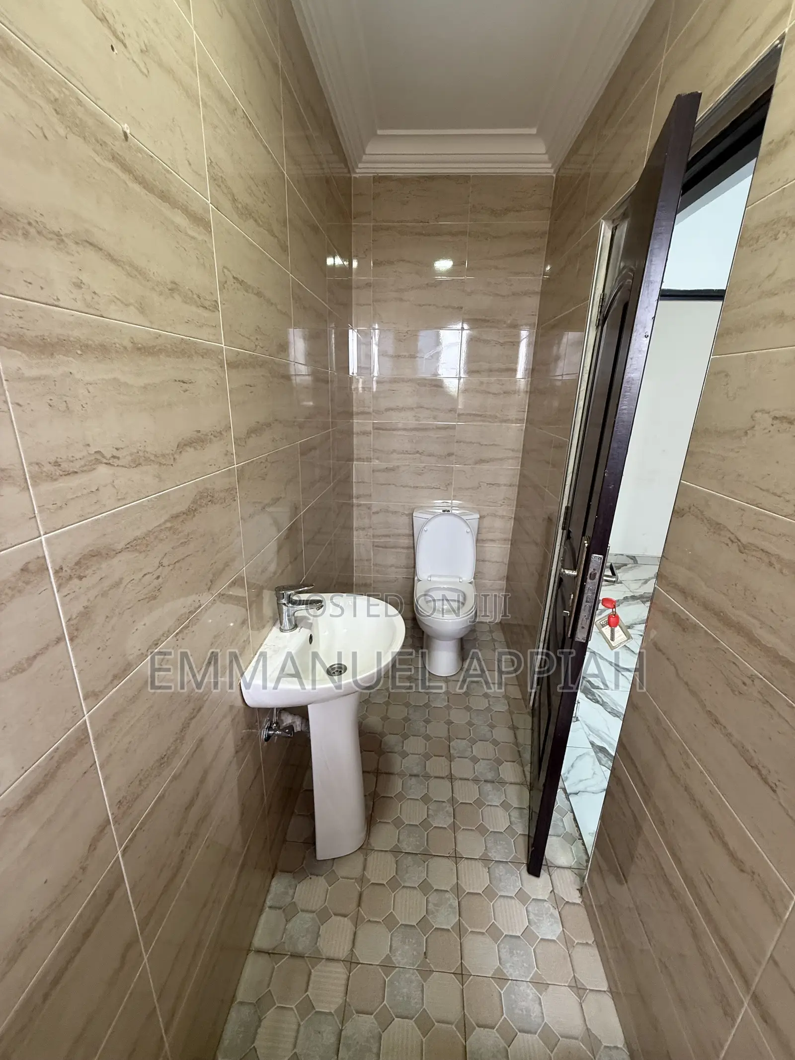 2bdrm Apartment in Awoshie Alang for rent