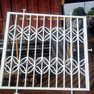 Burglar Proof Windows, Knust