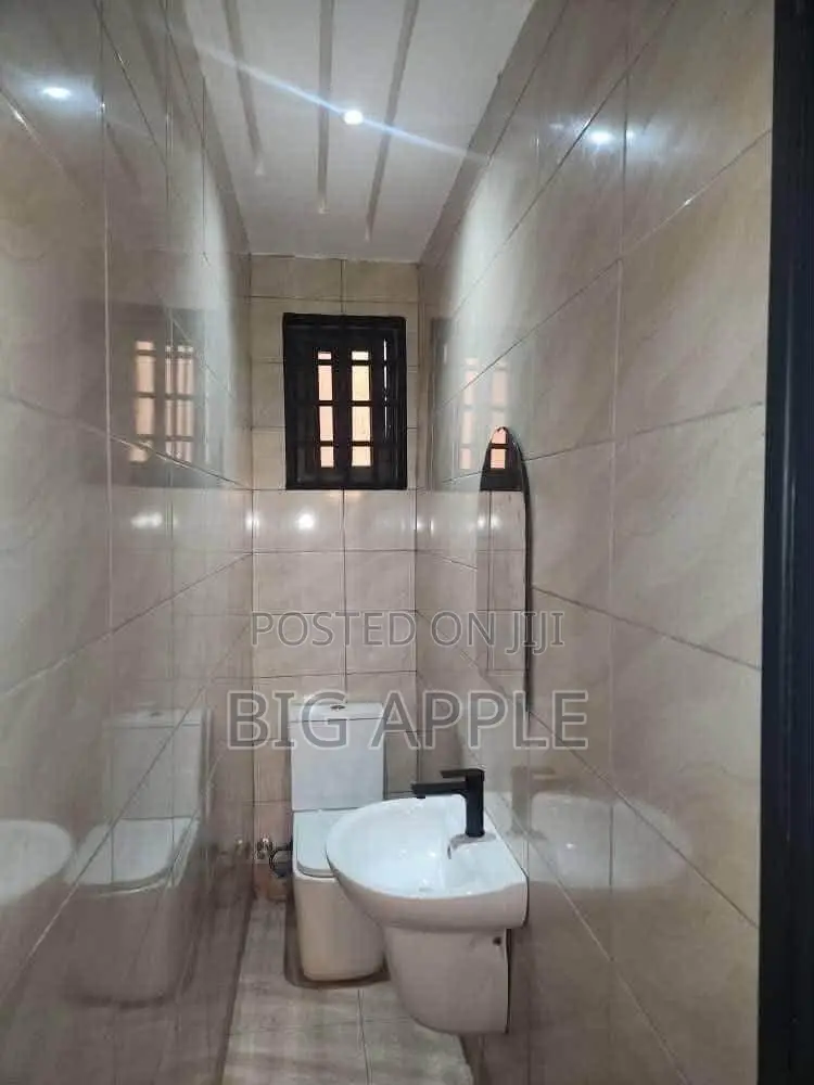 2bdrm Apartment in Achimota Ofankor for rent