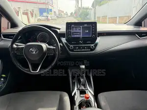 Toyota Corolla SE 2020 White