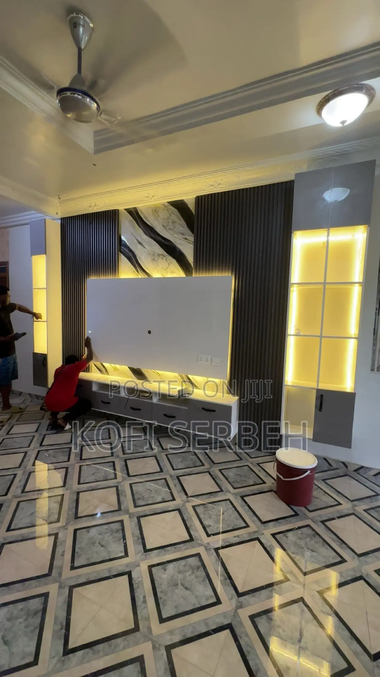 Morden Tv Unit