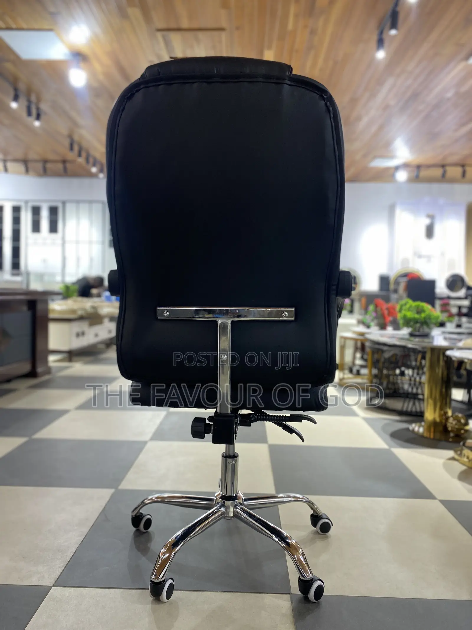 An Orthopedic Leather Office Chair