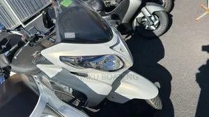 Suzuki Burgman 1999 White