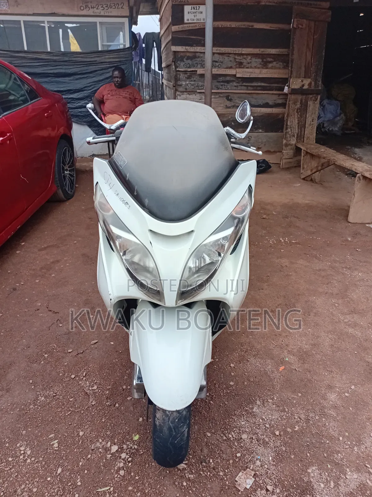 Suzuki Burgman 1999 White