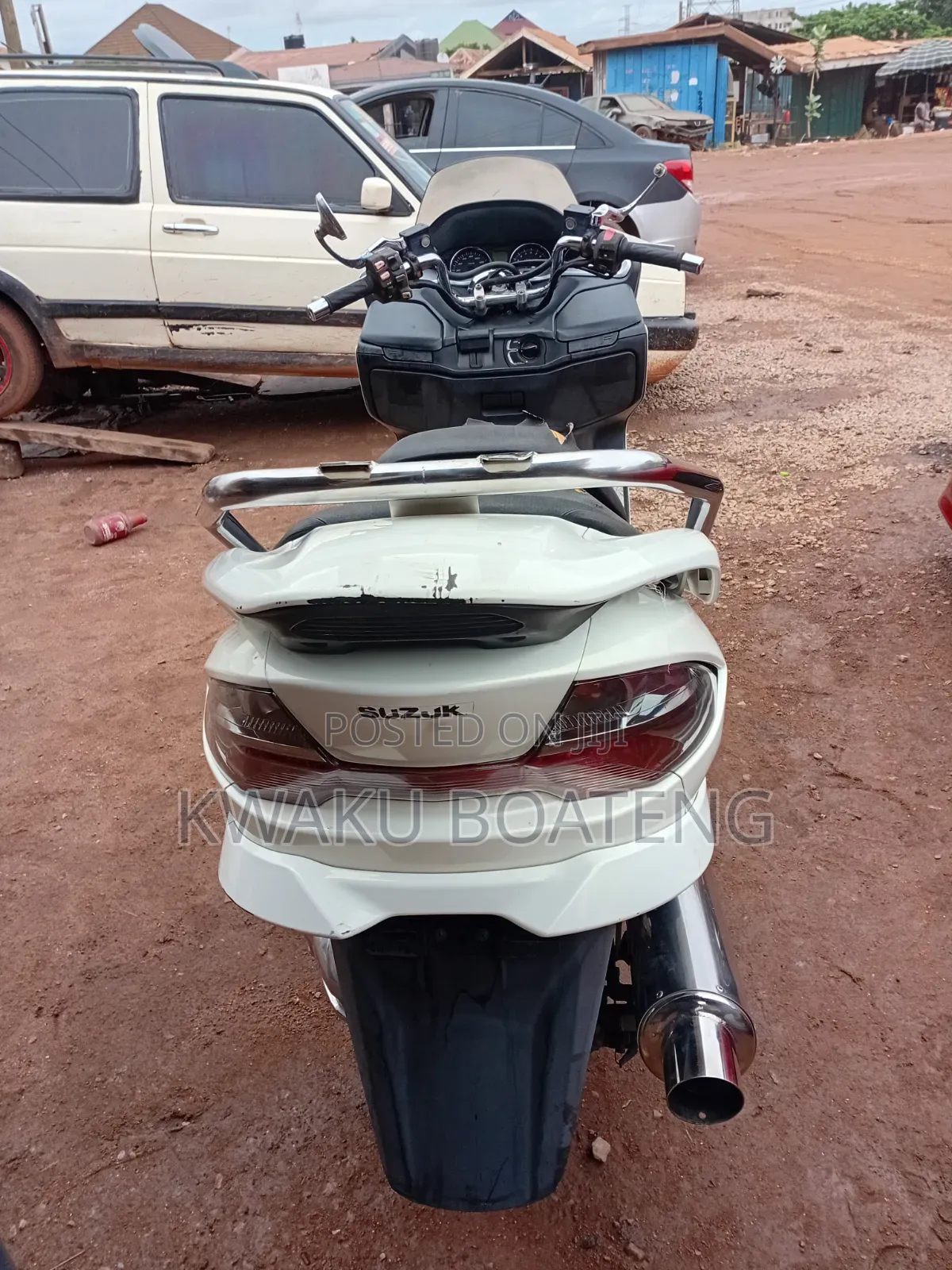 Suzuki Burgman 1999 White