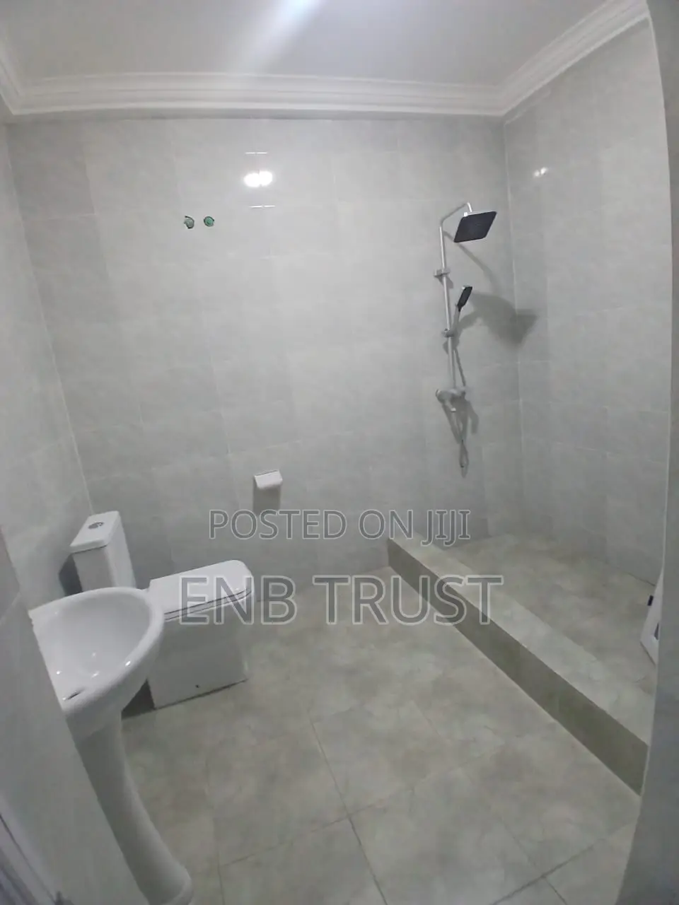 6bdrm House in Amasaman for rent