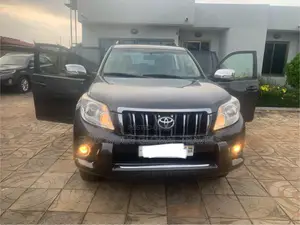 Toyota Land Cruiser Prado 2011