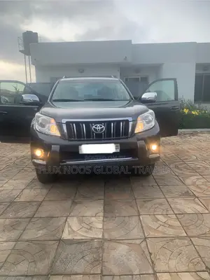 Toyota Land Cruiser Prado 2011