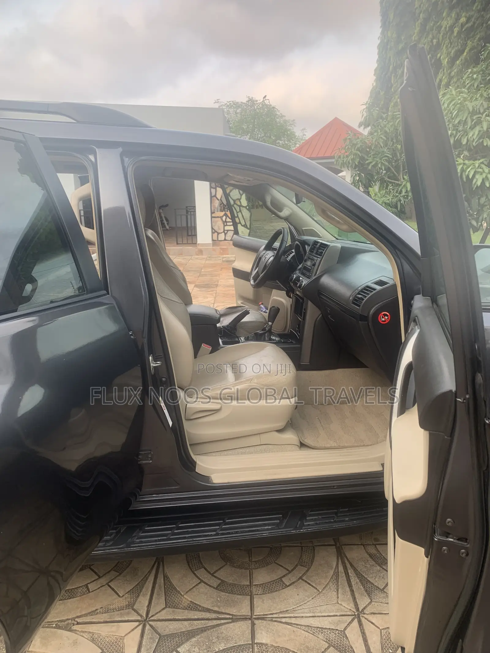 Toyota Land Cruiser Prado 2011