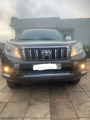 Toyota Land Cruiser Prado 2011 Gray