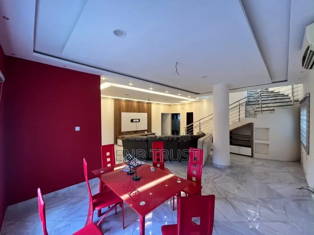 4bdrm Duplex in Adjiringanor, Ability for rent