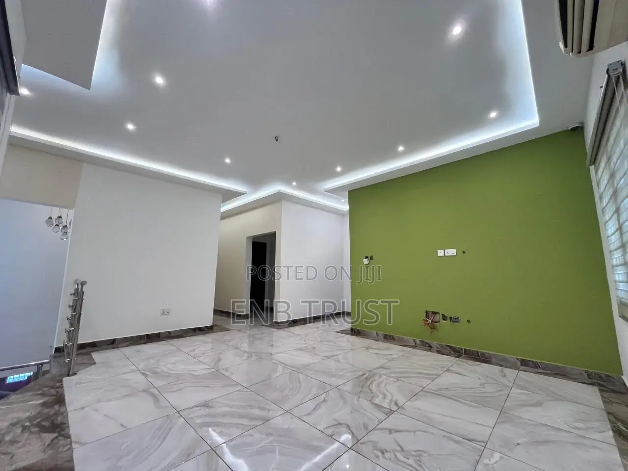 4bdrm Duplex in Adjiringanor, Ability for rent
