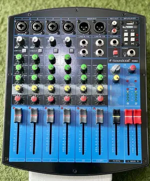 Soundcraft Fx8u 8 Channel Mixer