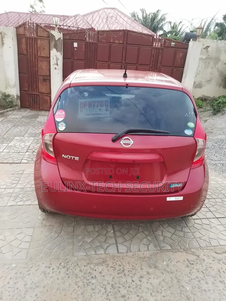 Nissan Note 1.2 Petrol 2015 Red