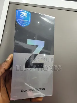 New Samsung Galaxy Z Flip 3 256 GB Black