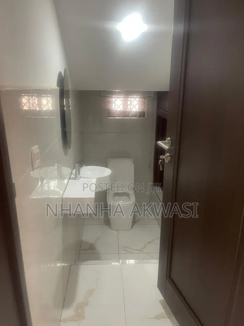 3bdrm House in Spintex, Sakumono for rent