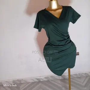 Elegant Emerald Green Ruched Mini Dress for Women
