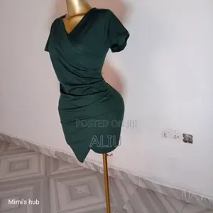 Elegant Emerald Green Ruched Mini Dress for Women