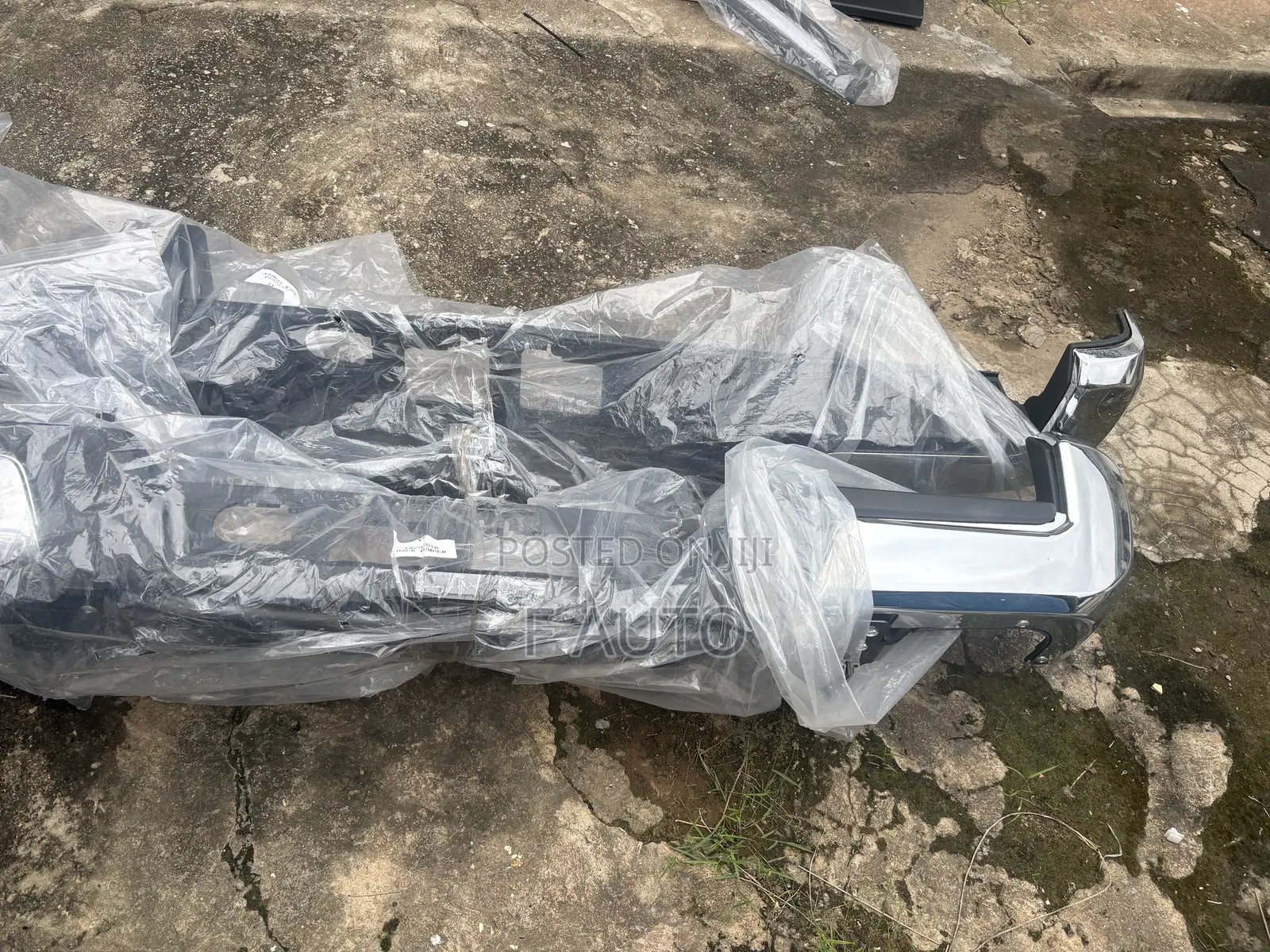 Toyota Tacoma 2016,2017,2018,2019,2020 Back Bumper