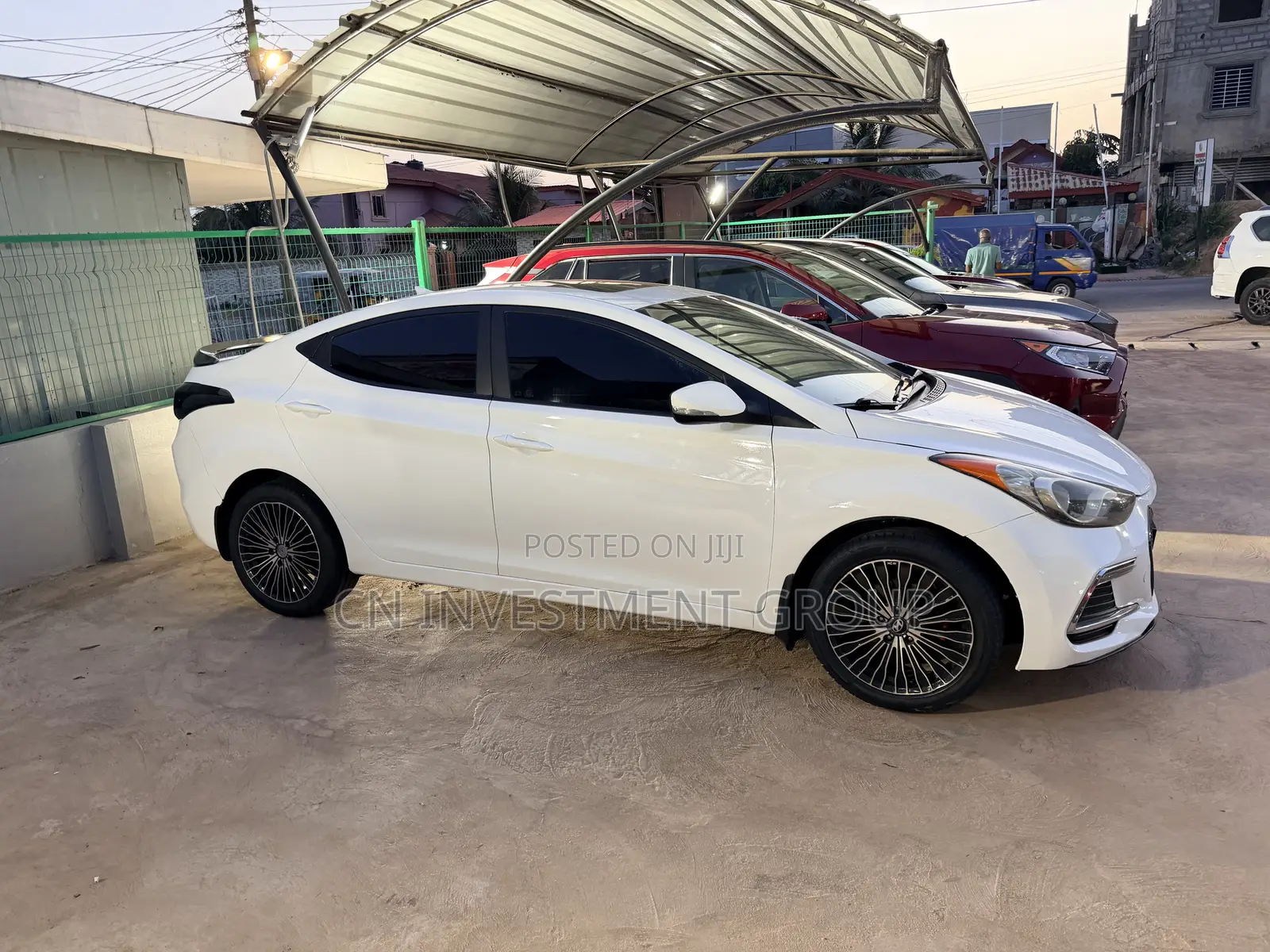Hyundai Elantra GLS Sedan FWD (1.8L 4cyl 6M) 2013 White
