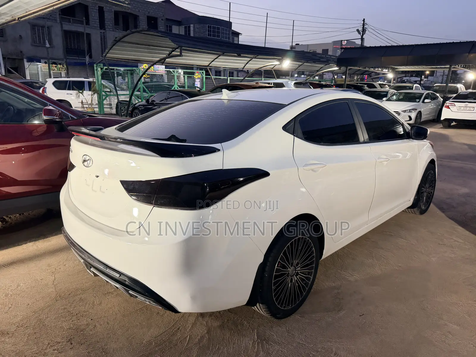 Hyundai Elantra GLS Sedan FWD (1.8L 4cyl 6M) 2013 White