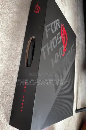 Laptop Asus ROG Strix G17 32GB AMD Ryzen 9 SSD 1T