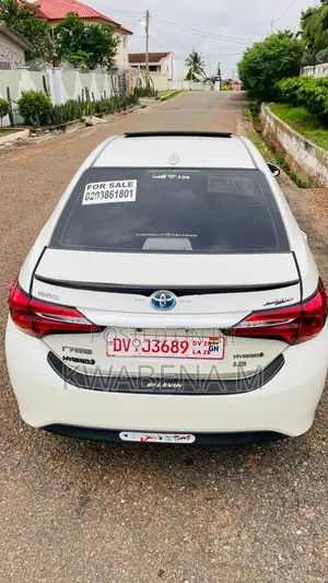 Toyota Corolla 2017 White