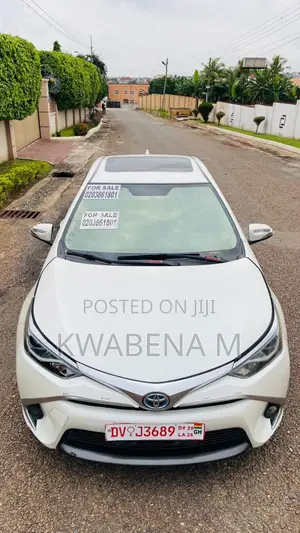 Toyota Corolla 2017 White