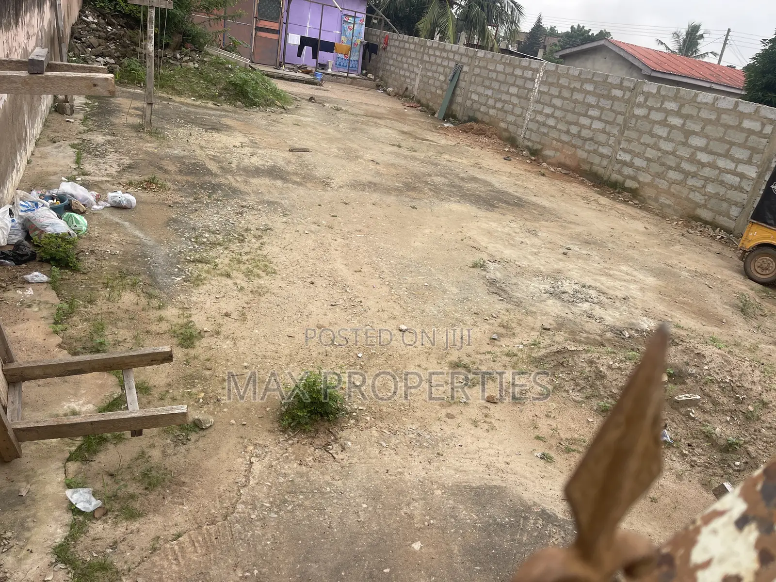 Half Plot of Land for Sale at Haasto Pillar2 Road No Litigation