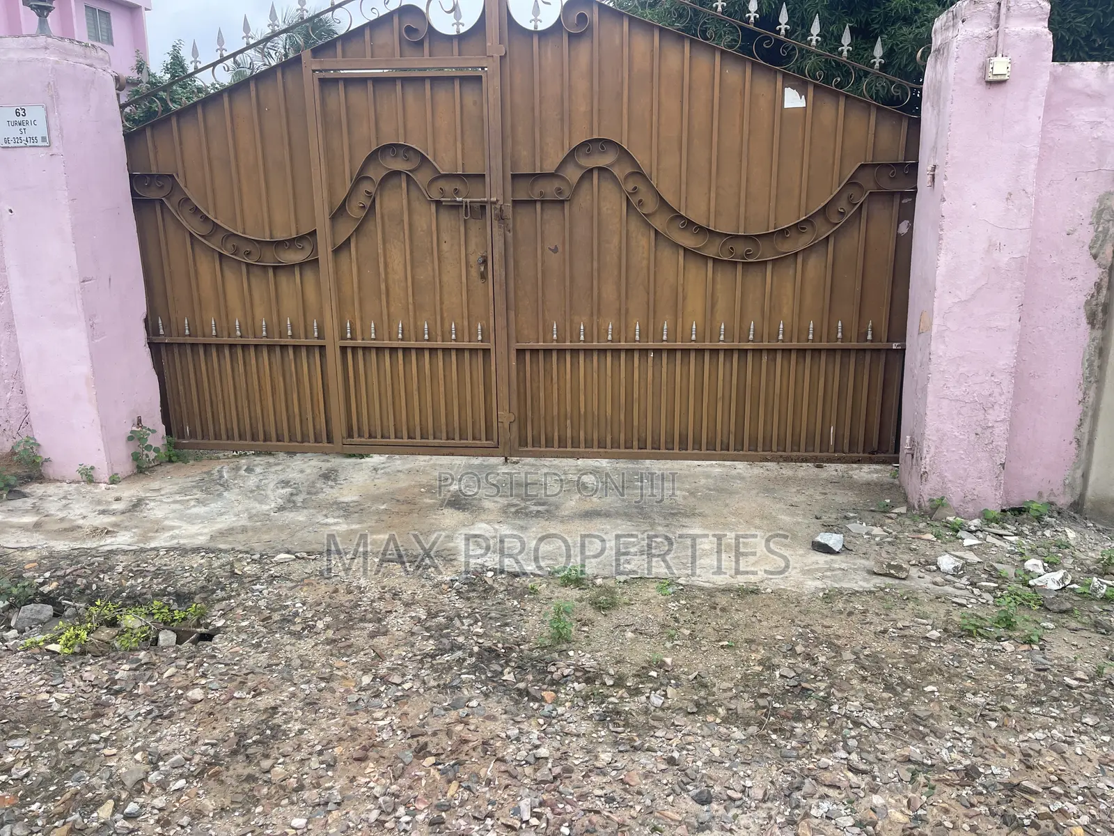 Half Plot of Land for Sale at Haasto Pillar2 Road No Litigation