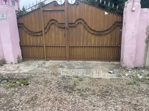 Half Plot of Land for Sale at Haasto Pillar2 Road No Litigation