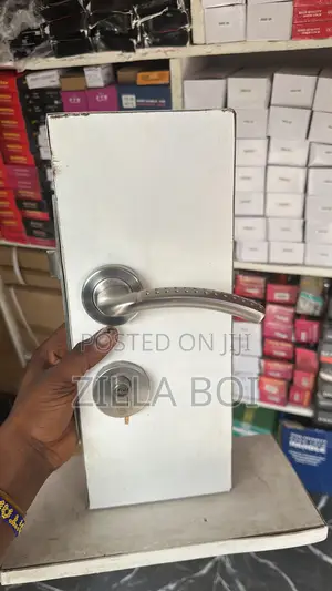 Seperate Door Locker