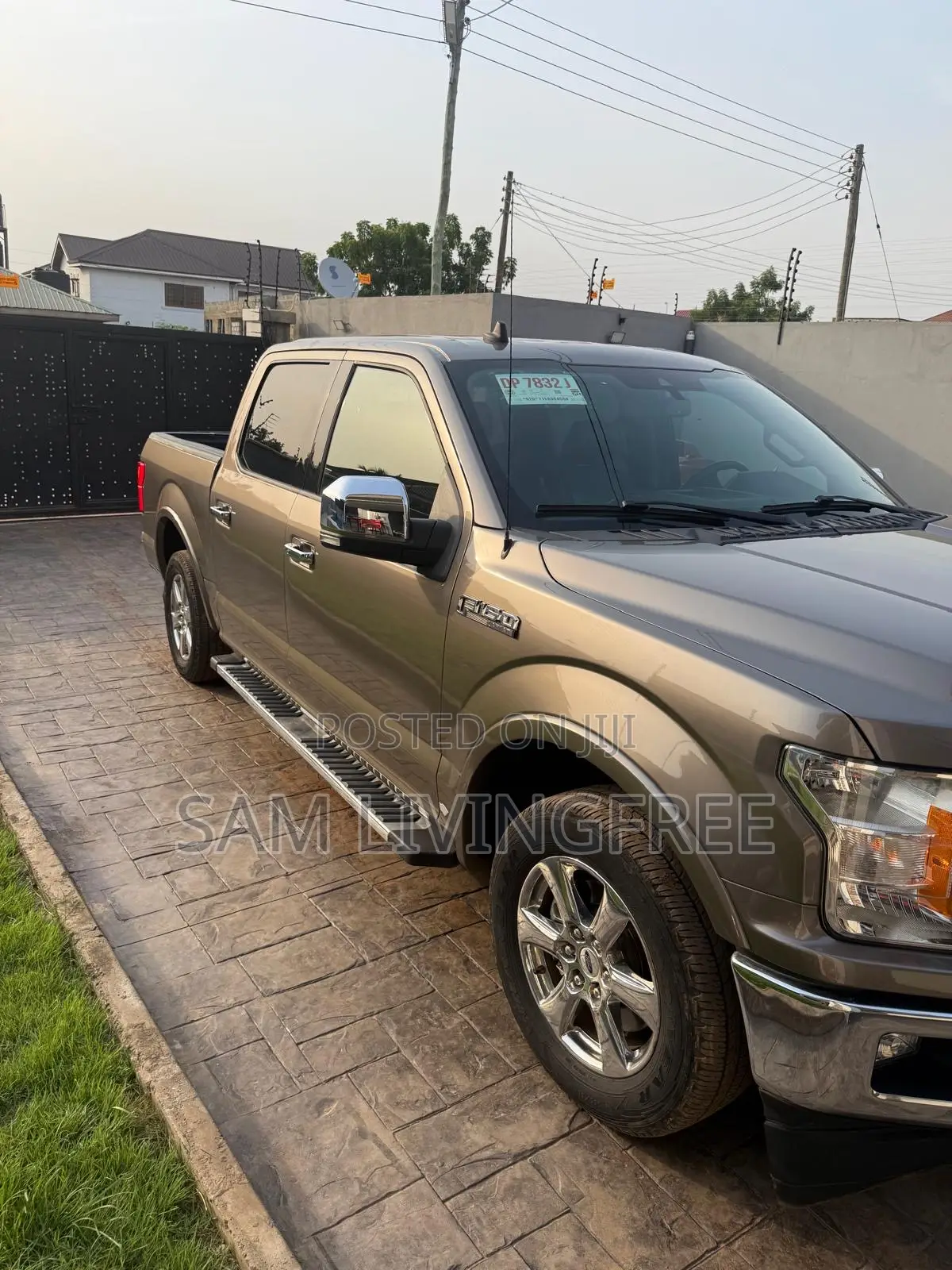 Ford F-150 Lariat 4x4 SuperCab Styleside 8 ft. box 163 in. WB 2020