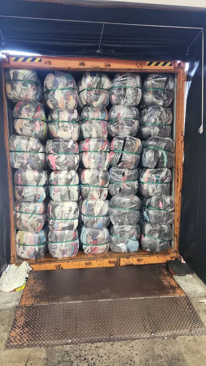 Bales of Men's Hoodie Jackets and Women's Fashion Jackets Available