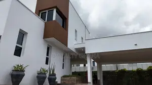 4bdrm House in Airport Residential Area for sale