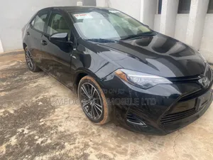 Toyota Corolla 2017 Black