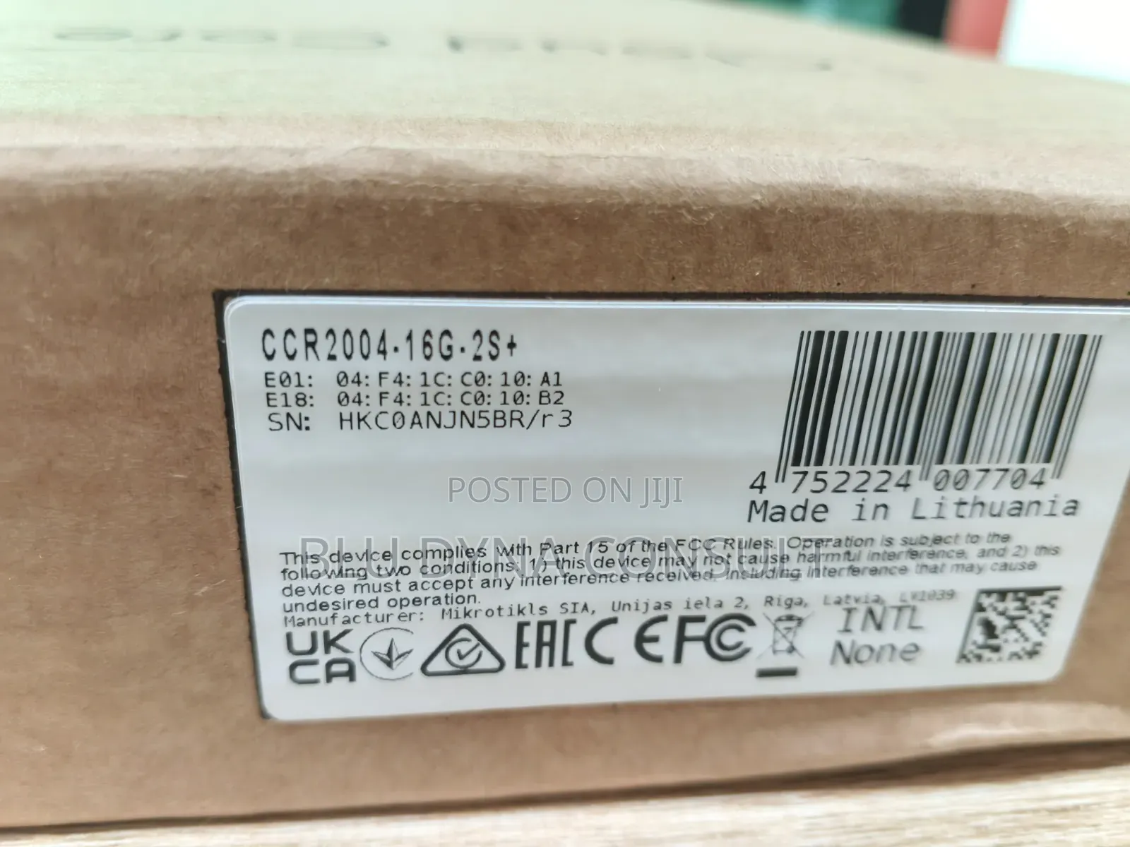 Ccr2004-16g-2s+