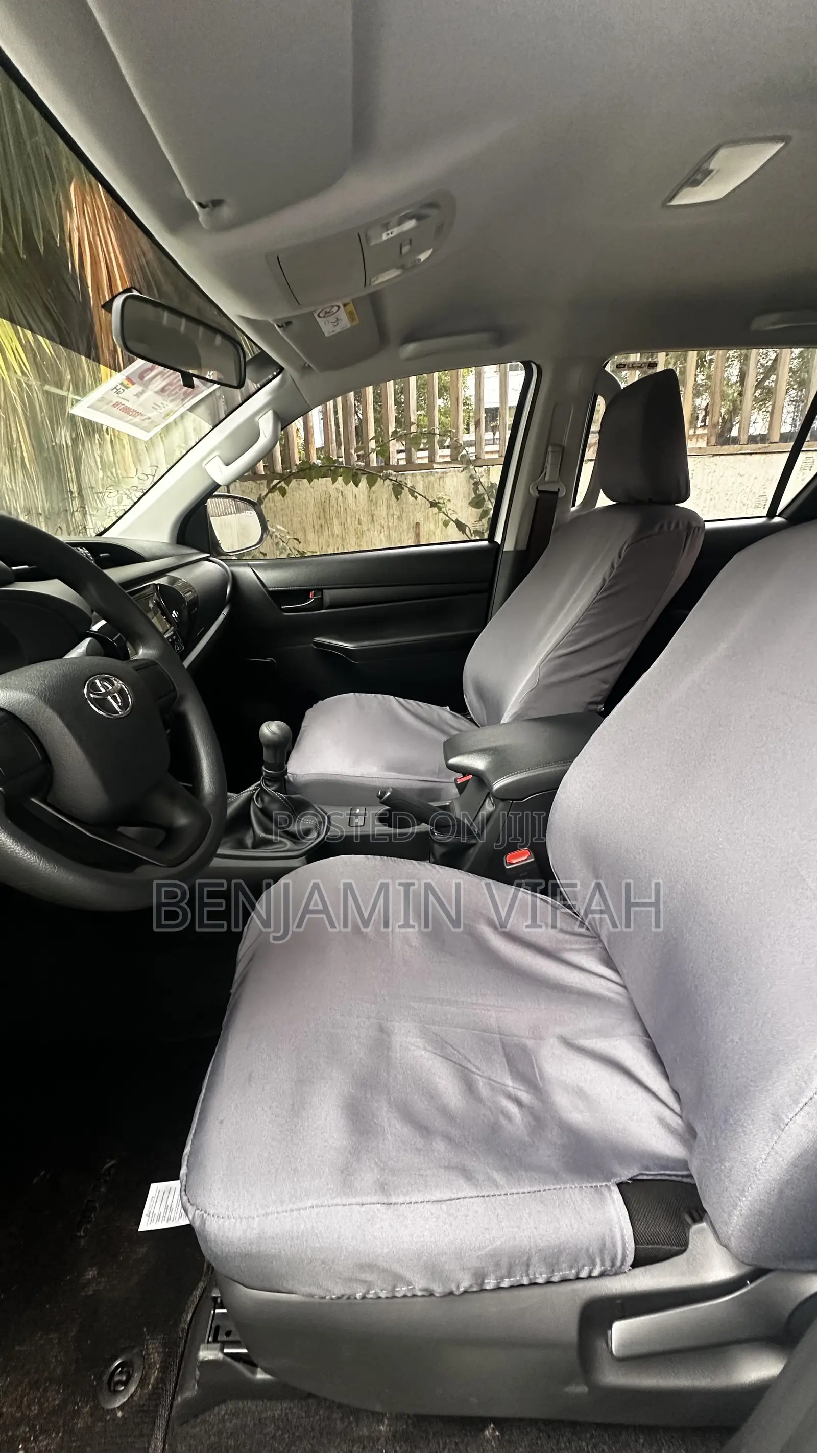 New Toyota Hilux 2025 White