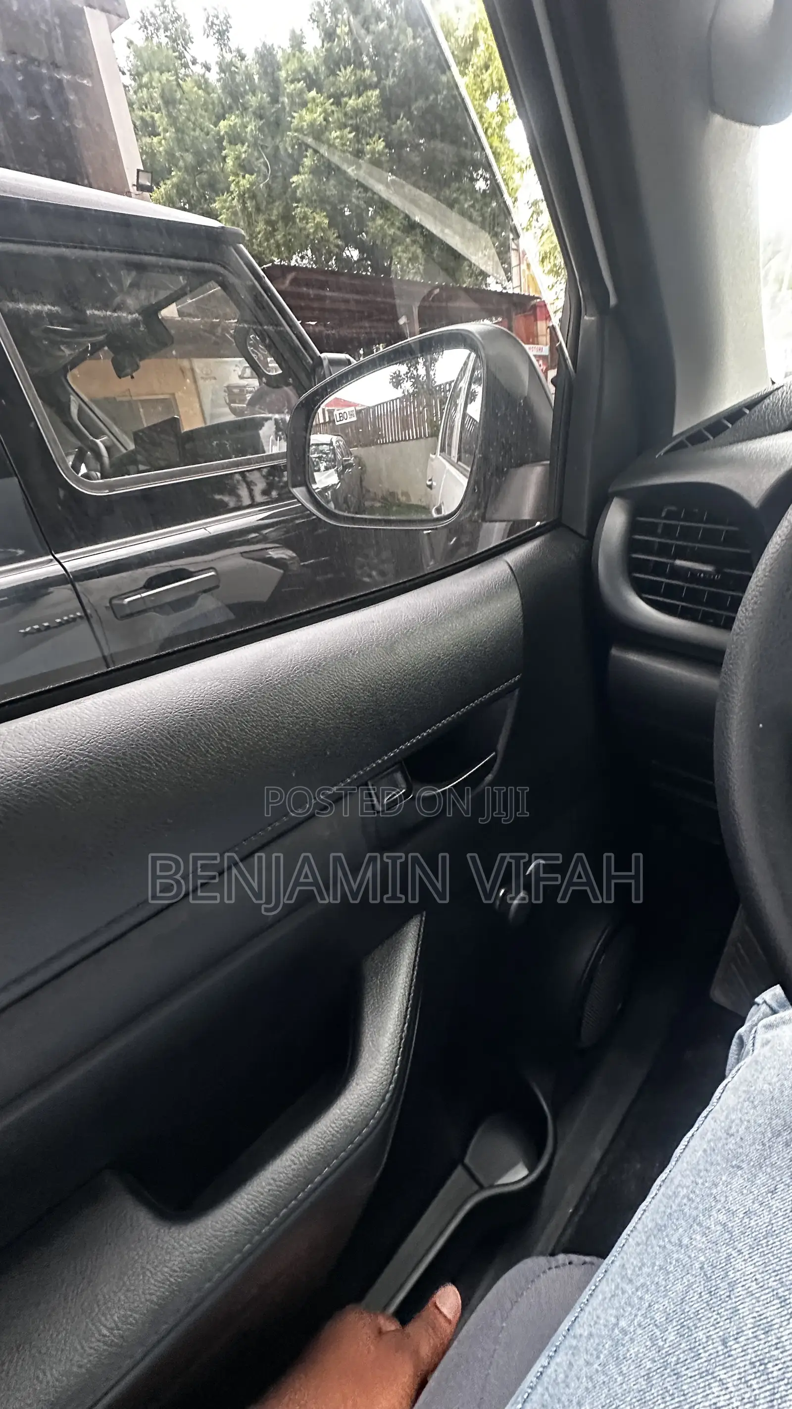 New Toyota Hilux 2025 White