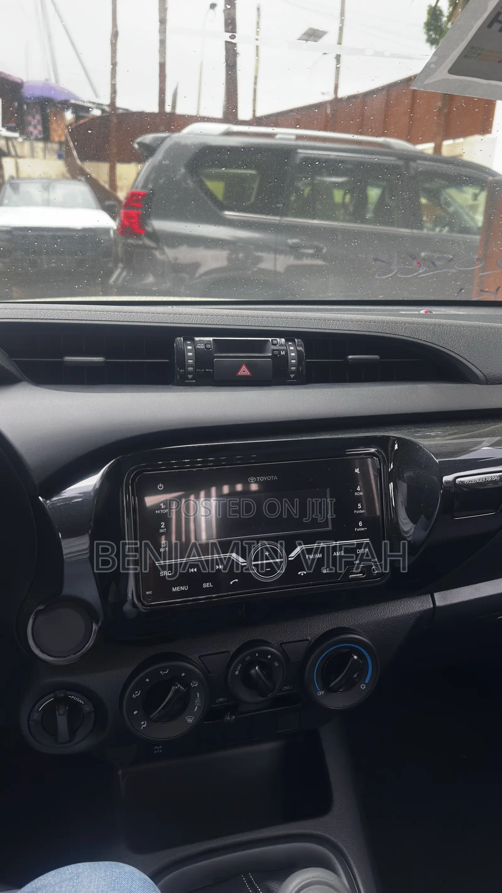 New Toyota Hilux 2025 White