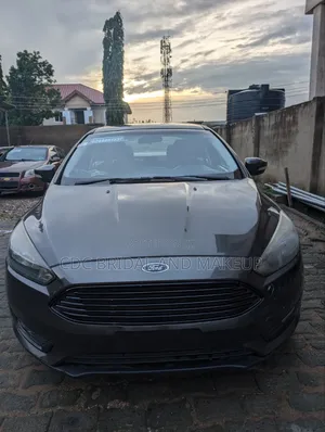 Ford Focus 2017 Gray
