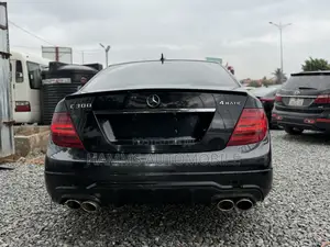 Mercedes-Benz C250 2014 Black