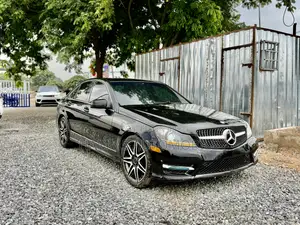 Mercedes-Benz C250 2014 Black