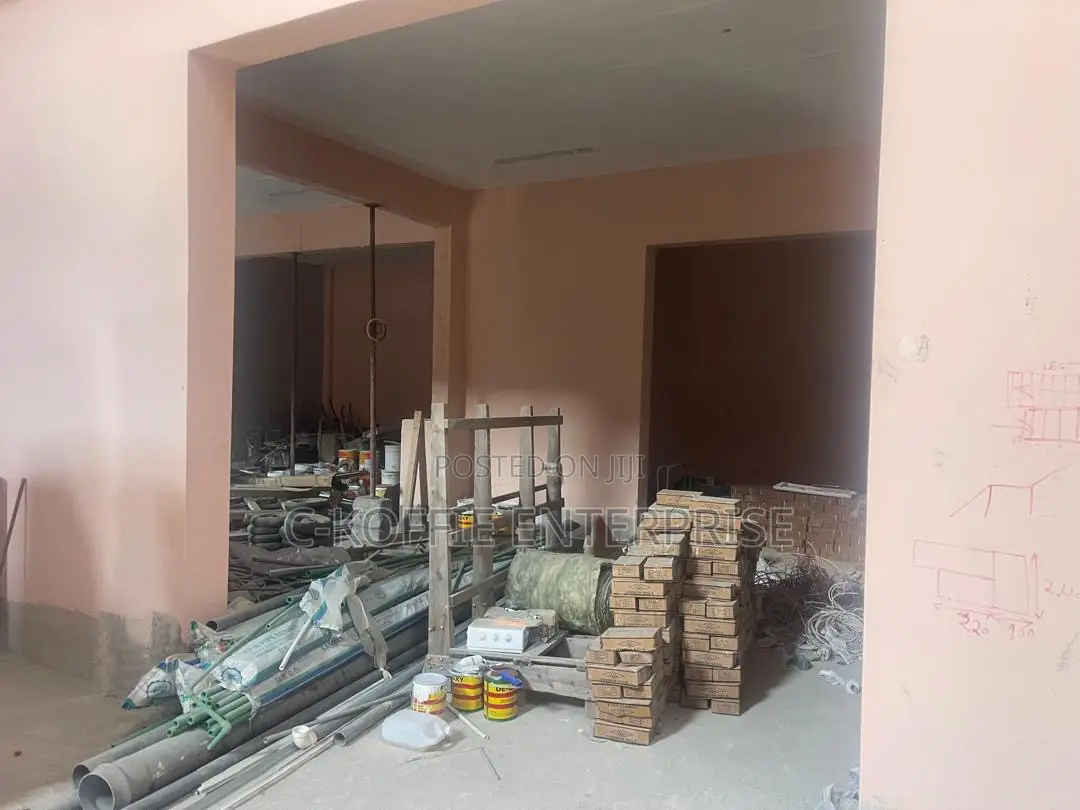 500 SQM Warehouse + Fully Furnished Rooms at North Kaneshie Industrial