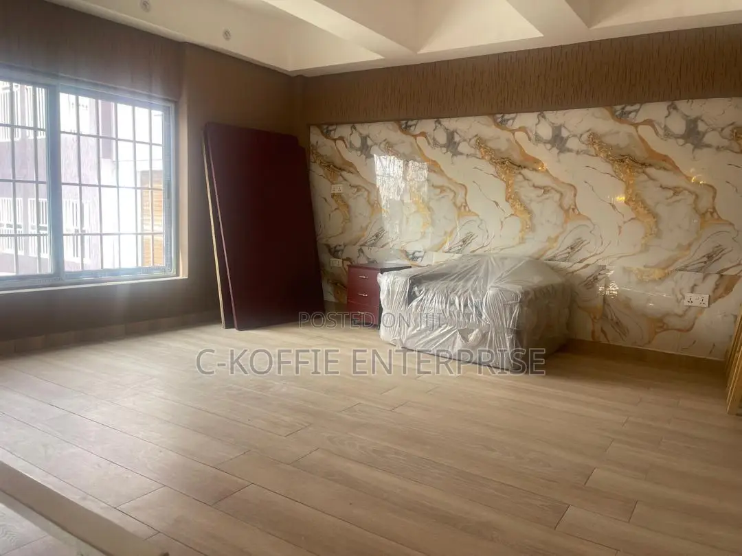 500 SQM Warehouse + Fully Furnished Rooms at North Kaneshie Industrial