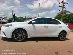 Toyota Corolla 2016 White