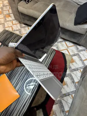 Apple iPad (2025) 256 GB Black
