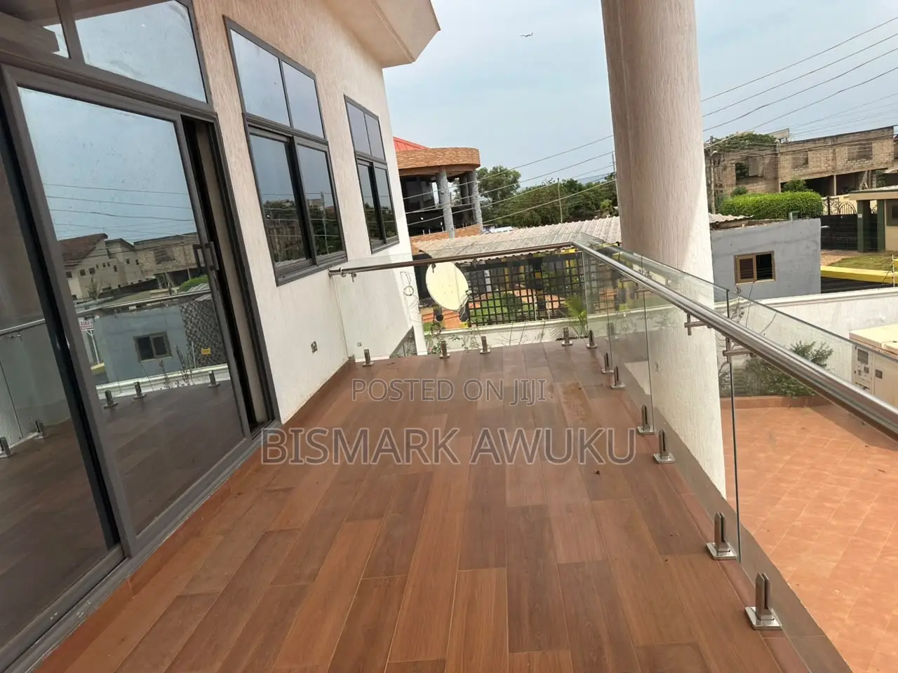 6bdrm Mansion in East Legon for rent