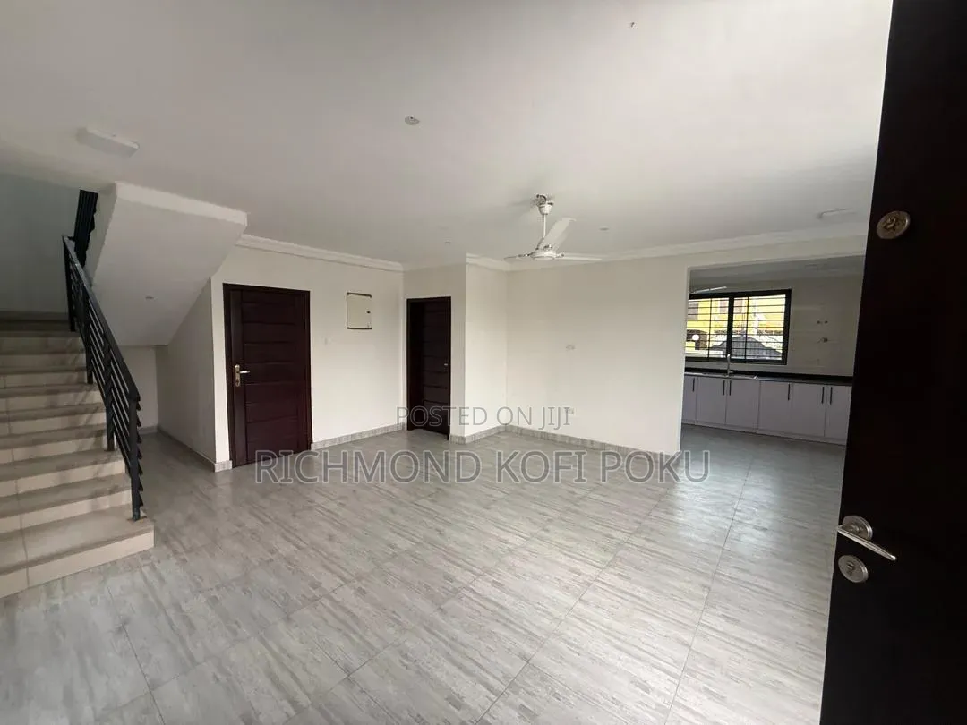 3bdrm House in Kofi'S Realty, American House for sale