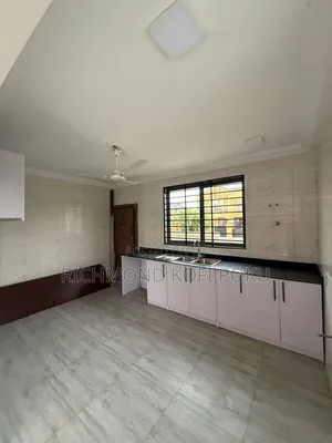 3bdrm House in Kofi'S Realty, American House for sale
